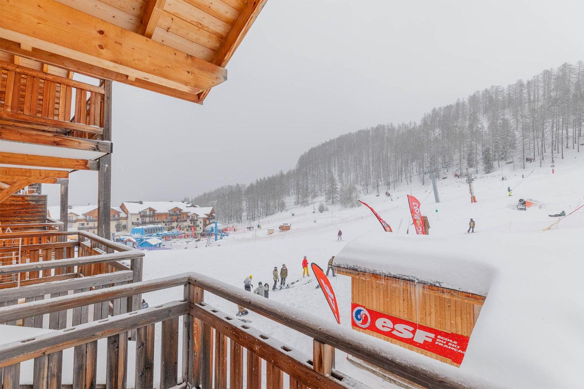Madame Vacances Residence Le Parc Des Airelles Лез Ор Екстериор снимка