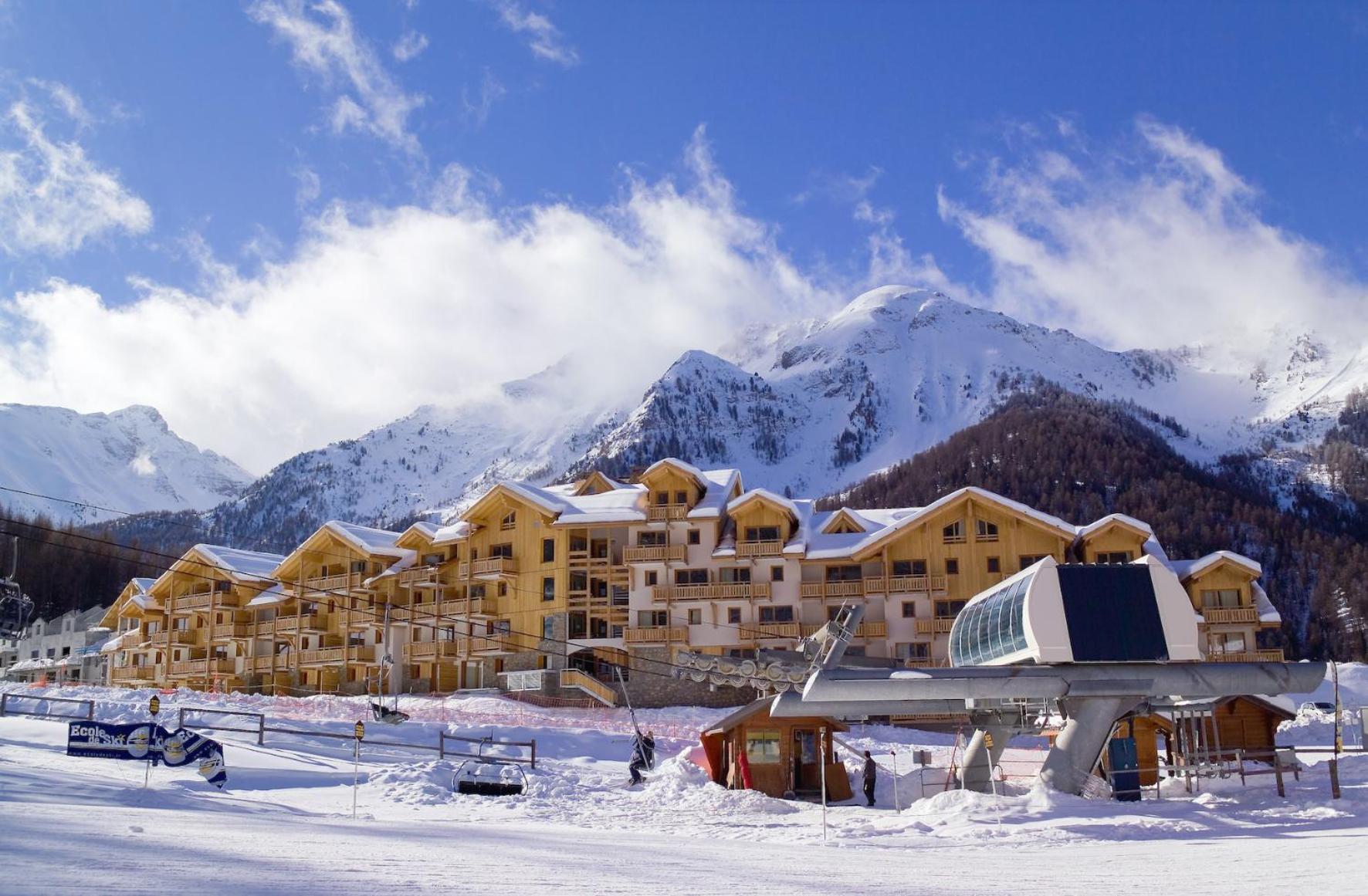 Madame Vacances Residence Le Parc Des Airelles Лез Ор Екстериор снимка