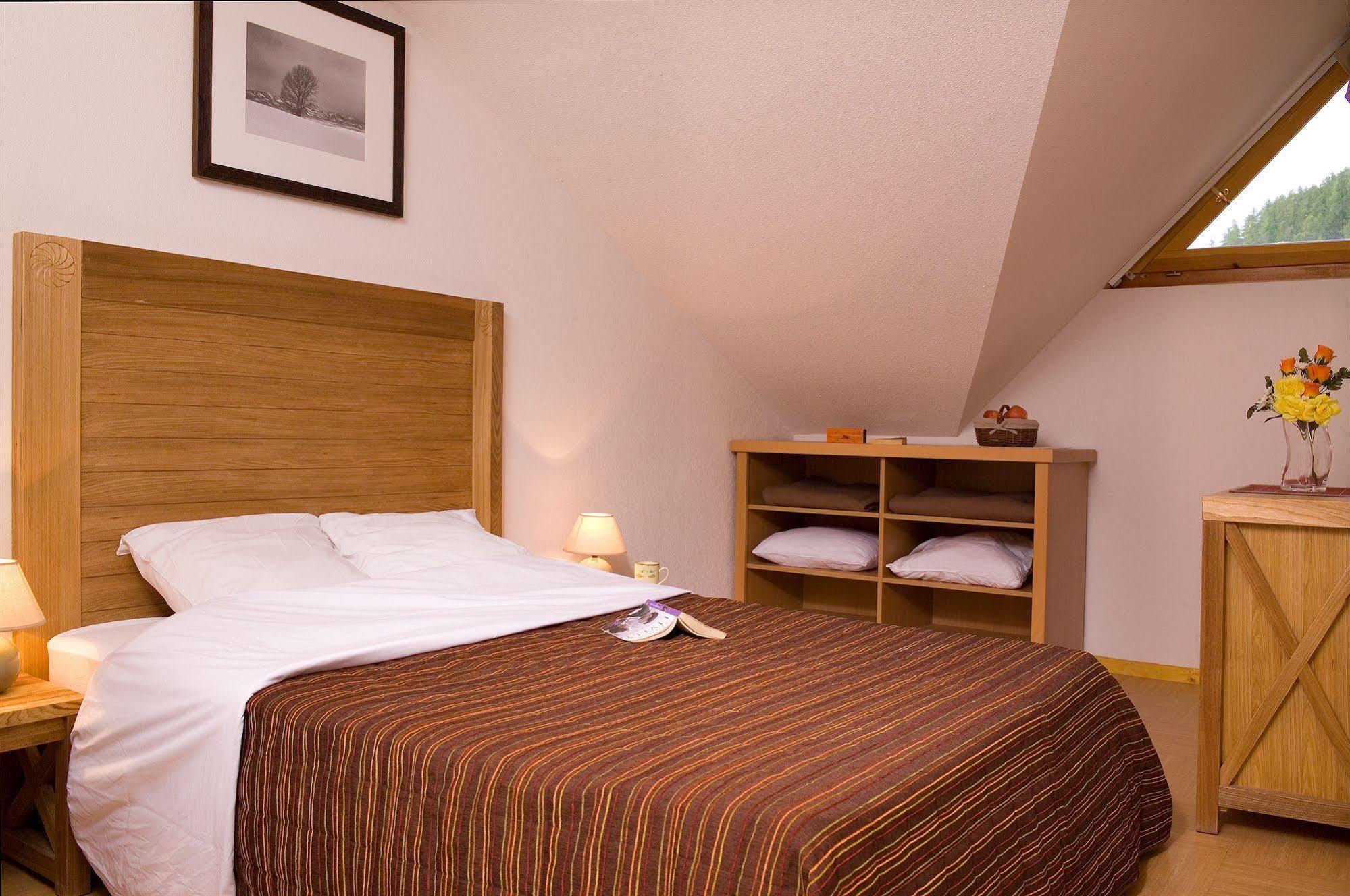 Madame Vacances Residence Le Parc Des Airelles Лез Ор Екстериор снимка